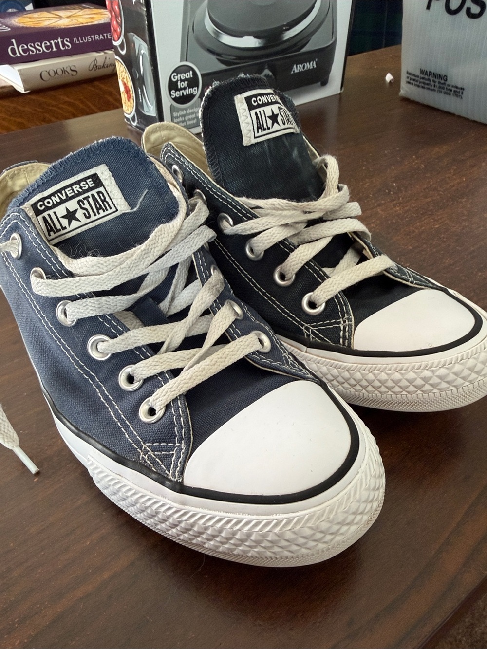 Converse All Star Sneakers Mismatched Pair (Black & Blue) Men's 7.5 Women's 9.5 - Picture 6 of 9